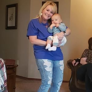 Meet your Posher, Angela